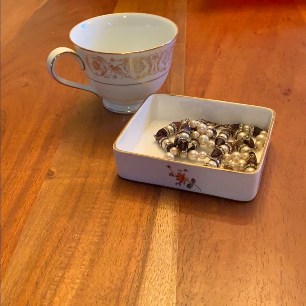 🔥5/$15🔥 Royal Crown Derby Dish